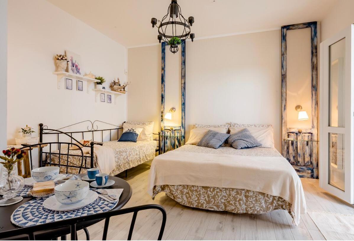 Casa Daflanna In Salento - Libeccio Apartment Punta Prosciutto Luaran gambar